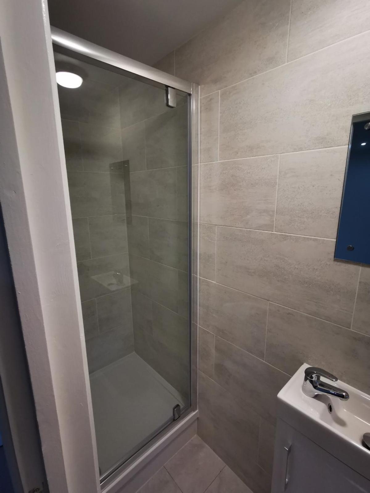 The Old Guest House, Norbury Avenue Экстерьер фото
